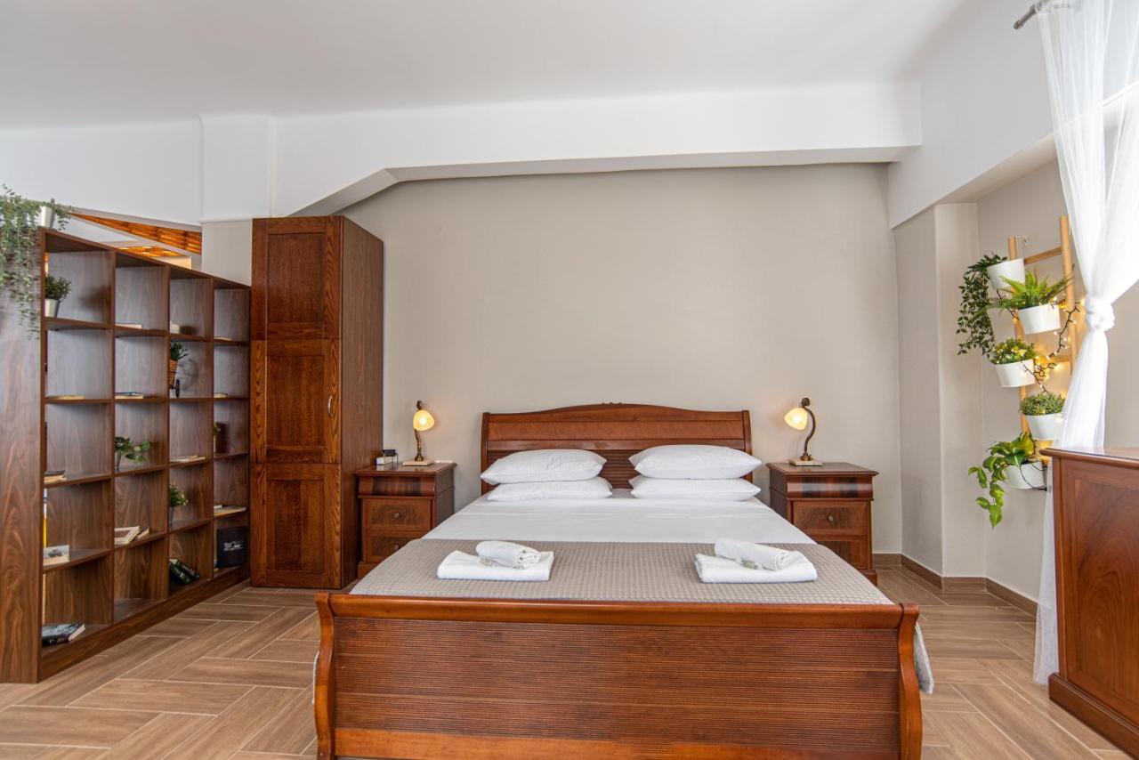 Central Calm Apartment أثينا المظهر الخارجي الصورة