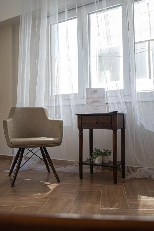Central Calm Apartment أثينا المظهر الخارجي الصورة